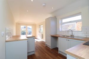 Kitchen / Diner- click for photo gallery